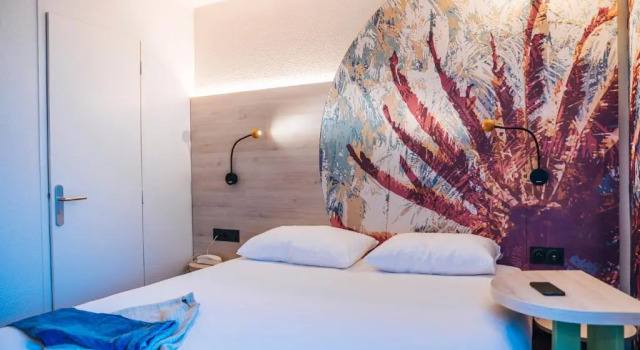 Трёхместный номер Standard ibis Styles Antibes