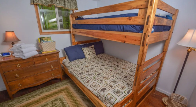 Timber Trails 3 Bedroom House, Book Feriehus McHenry 