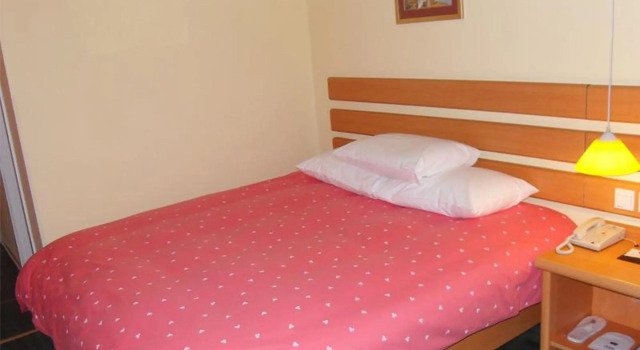 Home Inn Shanghai Huancheng East Road, Varaa Hotelli Fengxian Shanghai