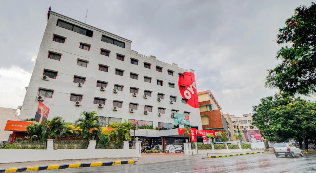 Номер Deluxe Hotel O Kachiguda Railway Station