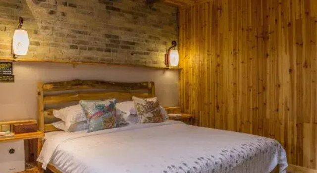 Люкс Guandi Homestay (Yangshuo Yulonghe Jiuxian Wharf)