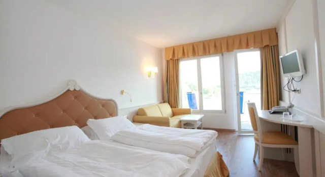 Номер Deluxe Parc Hotel Du Lac