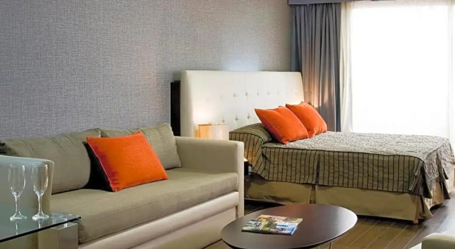 Двухместный номер Deluxe с балконом Guido by Ayres Apartments
