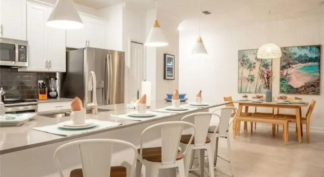 Stunning 4 Bed Townhome With Splash Pool-1160ks 4 Bedroom Townhouse, Book Feriehus Hoteller i Four Corners med pool, Swimmingpool