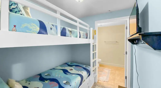 Номер Standard с 2 комнатами Tidewater #311 2 Bedroom Condo by RedAwning