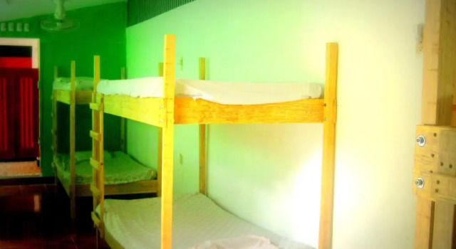 Кровать в общем номере Hostel Tadeo San Juan del Sur