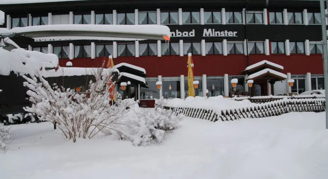 Minster Hotel, Забронировать Отель Отели кантона Швица с парковкой, Парковка