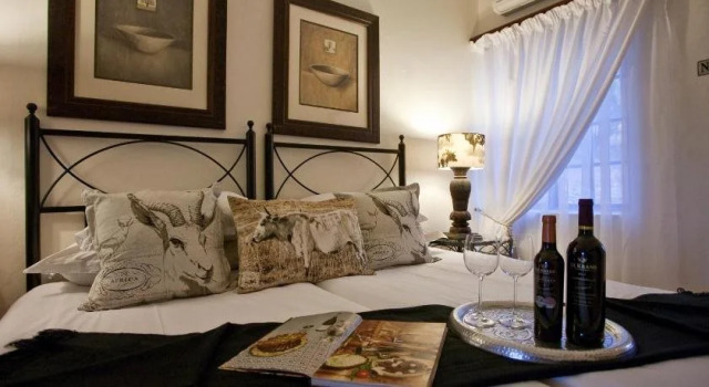 Thylitshia Villa Country Guest House, Boek Pension Hotels in De Hoop met zwembad, Zwembad