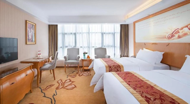 Vienna Hotel Shenzhen Gongming Huafa North Road, Prenota Hotel Xitian Shenzhen Area