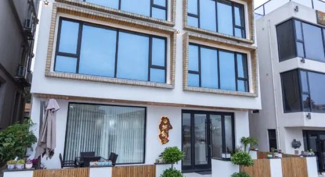 Floral Hotel·Shengsi Fengshe hotel (Nanchangtu Beach)