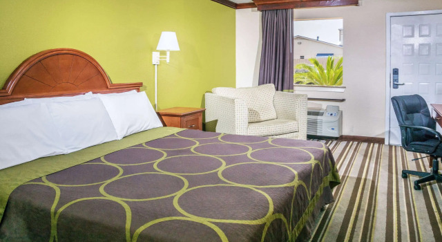 Super 8 by Wyndham San Marcos, Prenota Hotel San Marcos Texas Hill Country