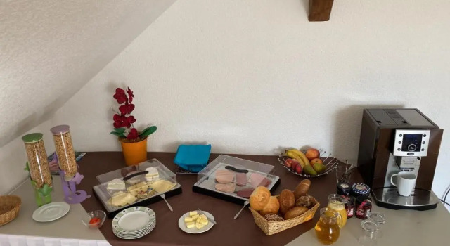 Номер Standard Pension Zur Wartburg