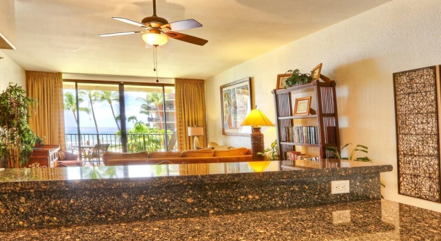 K B M Resorts- Ks-258 Ocean-front Views, 2Bd Large Floorplan, Steps to Pools and Beach!, Забронировать Апартаменты/квартира Каанапали 