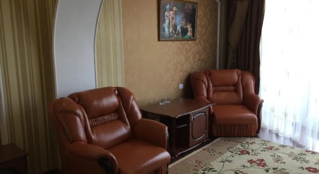 Полулюкс Hotel Oktan
