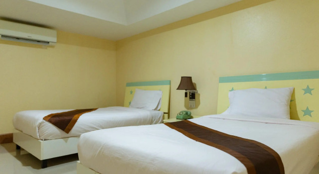 Номер Superior Rimnam Hotel Suk Sawat 70