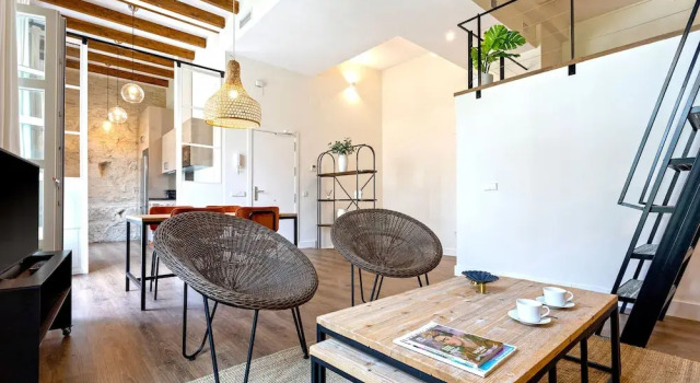 Апартаменты Cozy Apartment in the Center Almirante Lobo I