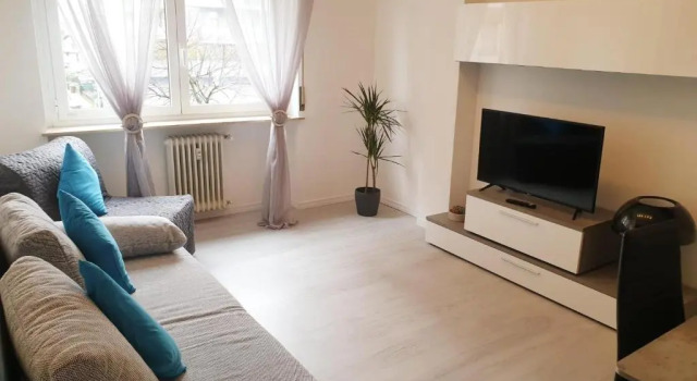 Апартаменты c 1 комнатой J&M HOUSE -Fronte Ospedale- INCLUSO NETFLIX E DISNEY PLUS