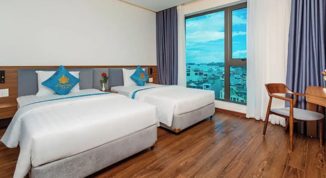 Номер Deluxe River Way Hotel Ha Long