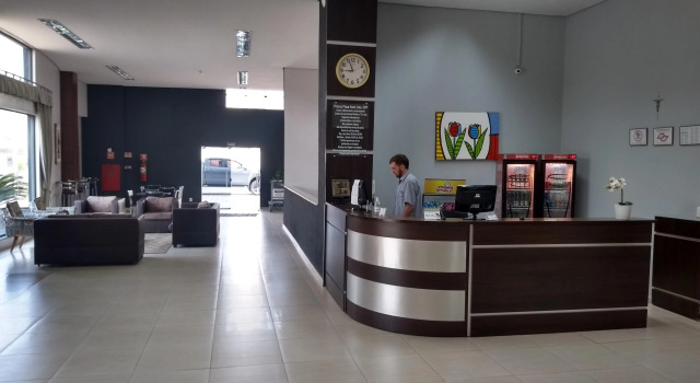 Prisma Plaza Hotel, Забронировать Отель Таубати 