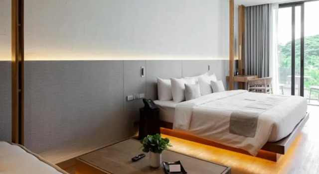 Номер Deluxe с балконом и с видом на бассейн Riva Vista Riverfront Resort Chiang Rai