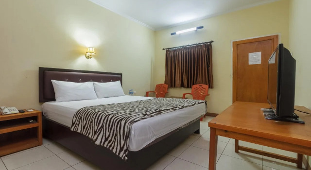 Makapetor Hotel By RedDoorz, Prenota Hotel Manado 