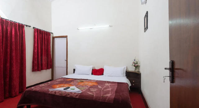 Sree Harshav Cottages, Забронировать Отель Отели штата Тамилнада с завтраком, Завтраки