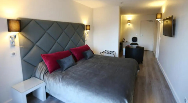 Люкс Les Criquets Hôtel & Spa