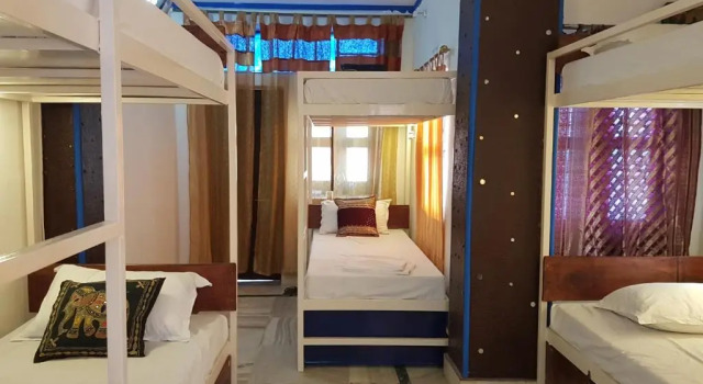 Семейный номер Standard Yogis Guest House