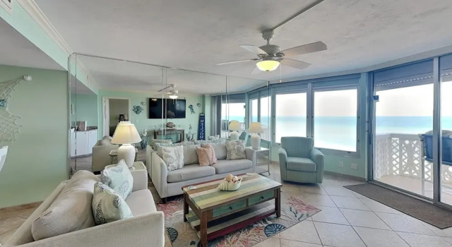 Oceanside Retreat 804-805