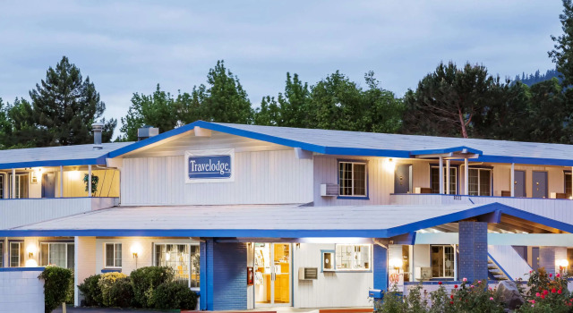 Travelodge by Wyndham Grants Pass, Book Hotel Hoteller i Grants Pass med pool, Swimmingpool