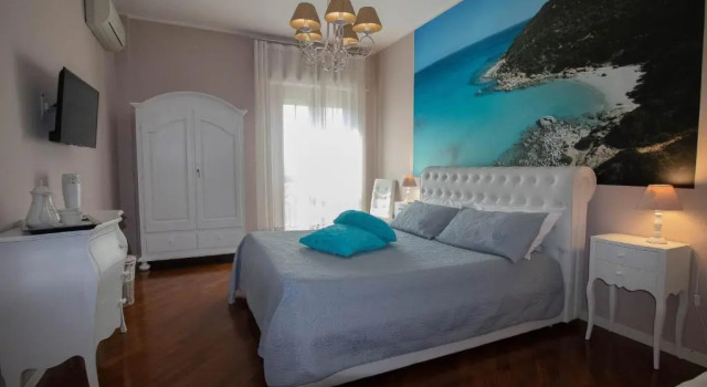 La Casa di Adele Cagliari B&B, Забронировать Отель Кальяри Южная Сардиния