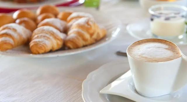 Agriturismo Antica Melegnano, Varaa Hotelli Hotellit Abruzzo aamiaisella, Aamiainen