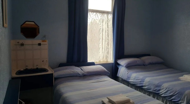 Gracelands Guest House, Забронировать Гостевой дом Отели Блэкпул с завтраком, рядом с Конференц-центр Winter Gardens, Завтраки