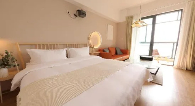Люкс Deluxe Suju Hotel (Shanghai Jiading North Subway Station Sun Moonlight Branch)