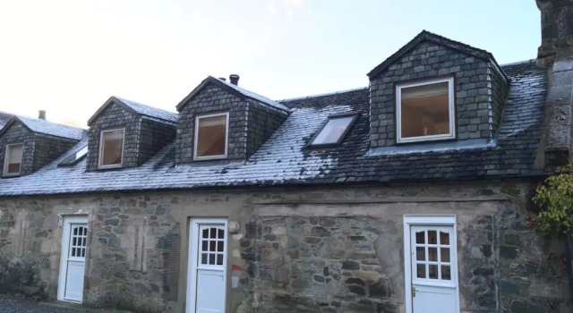 Campbell Cottage, Забронировать Дом для отпуска Отели Glasgow & The Clyde Valley с парковкой, Парковка