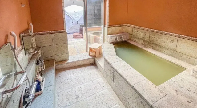 Тент с балконом Bihadanoyu Koshikano Onsen