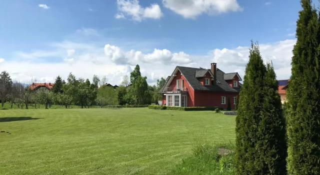 Апартаменты Linden Garden Apartment