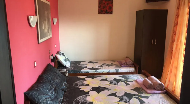 Трёхместный номер Standard Spiros Rooms
