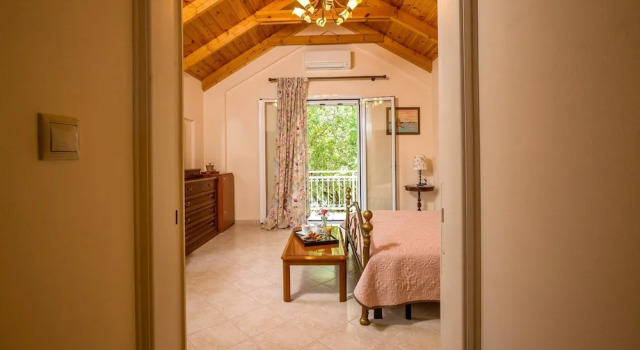 Вилла с 3 комнатами Villa Kardaris