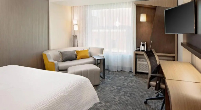 Номер Standard Courtyard by Marriott Dallas Downtown/Reunion District