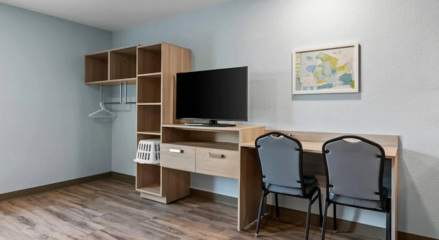 Люкс Standard WoodSpring Suites Rogers Bentonville