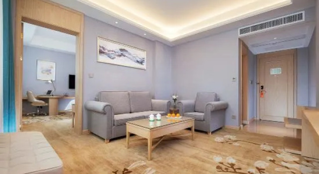 Люкс Deluxe c 1 комнатой Vienna Hotel Guangdong Dongguan Humen Beishan