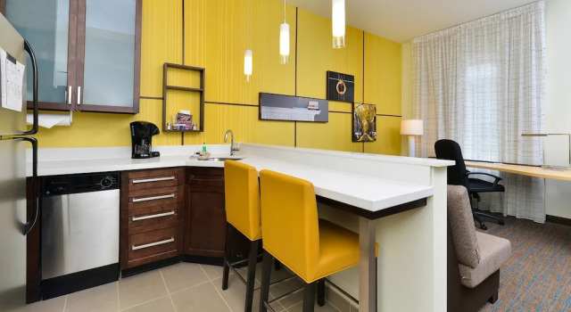 Люкс Residence Inn Champaign