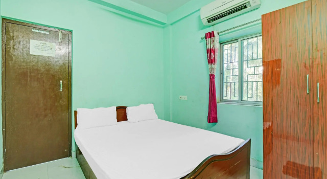 OYO 82459 Hotel Ankit Raj Inn, Rezervovat Hotel Pānchuria West Bengal