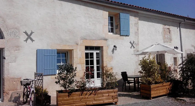 Gite Les Kiwis, Rezervasyon Otel Gémozac 