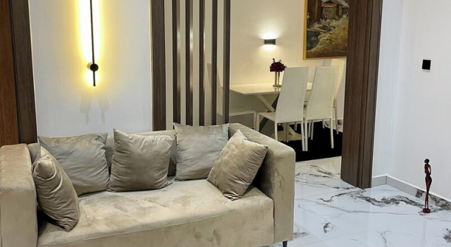 Апартаменты Deluxe T And T Apartment