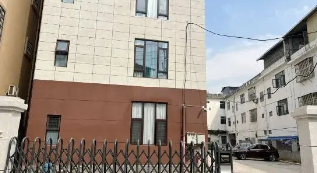 Home Inn (Ruili Railway Station Jewelry City Branch)