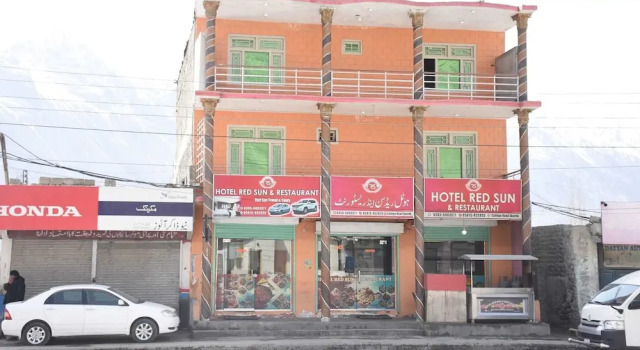 Hotel Red Sun And Restaurant
