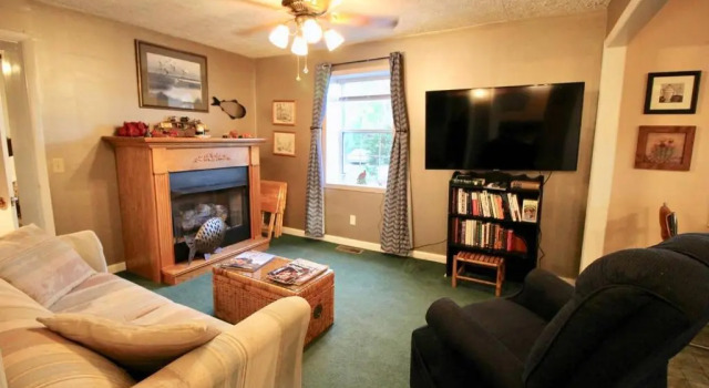 Best Deal in Nashville Hillbilly House YEEHAW, Prenota Appartamento Hotel a Tennessee con parcheggio, Parcheggio