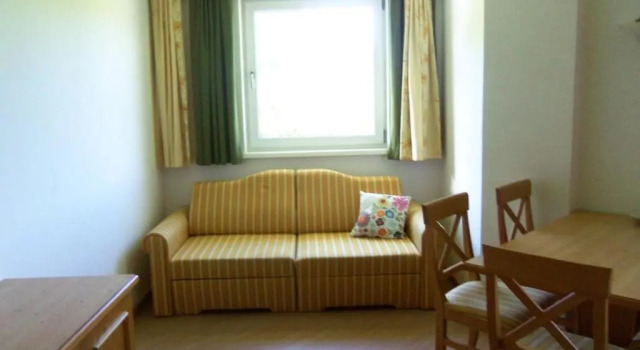 Апартаменты Hubengut Bed and Breakfast